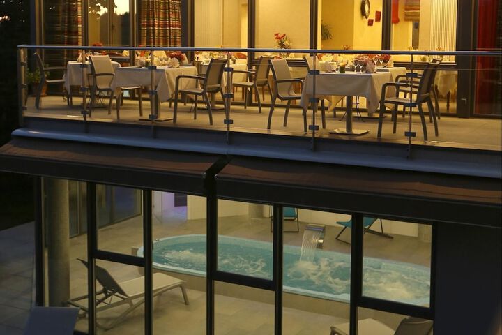 Hotel 54 of 55