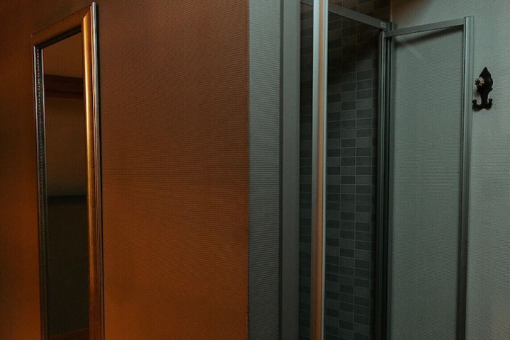 Room 10 of 41