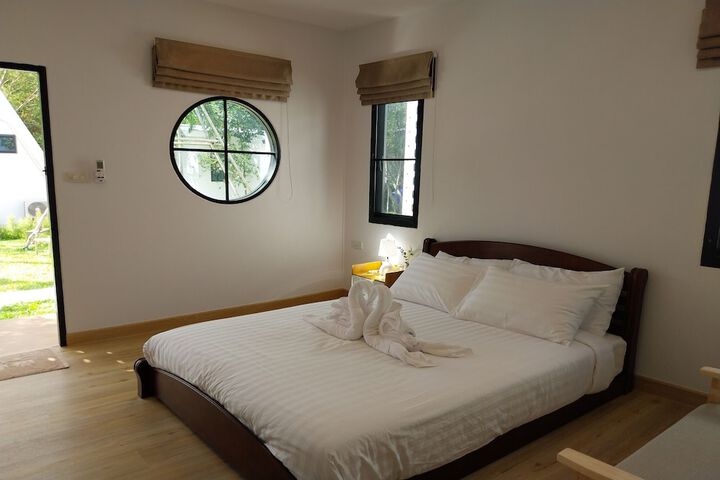 Room 11 of 47