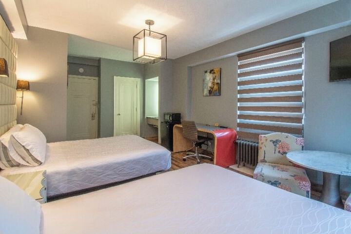 Room 5 of 19