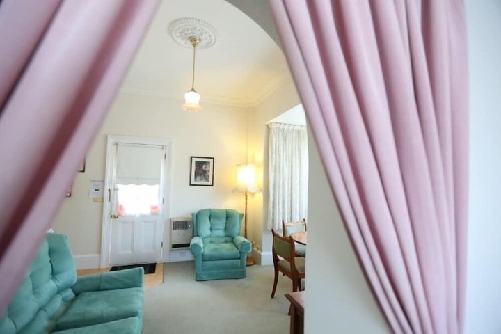 Room 25 of 57
