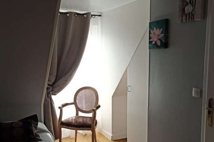 Room 21 of 38