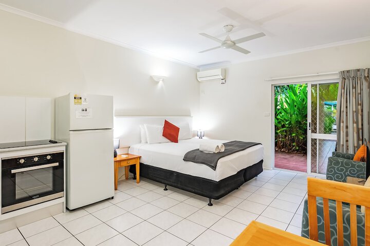 Room 2 of 47