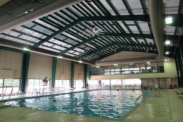 Pool Hotel