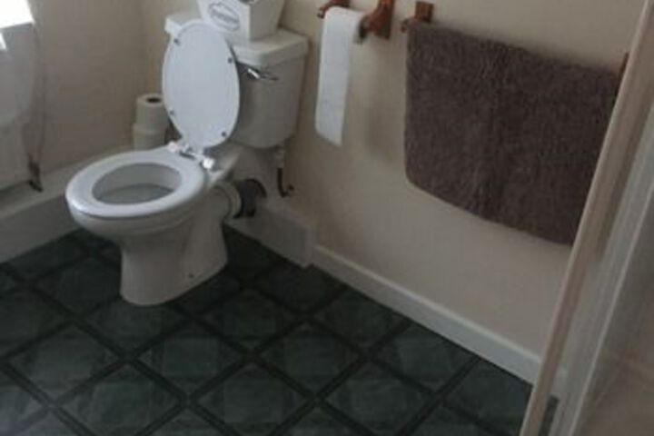 Room 2 of 15