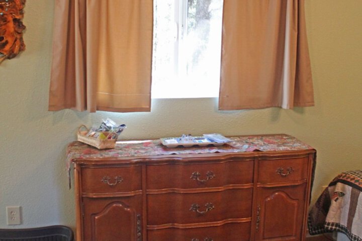 Room 14 of 60