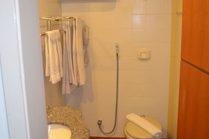 Room 26 of 42