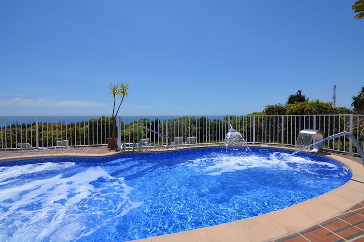 Pool Hotel