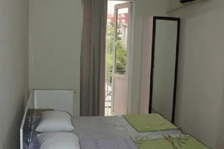 Room 8 of 8