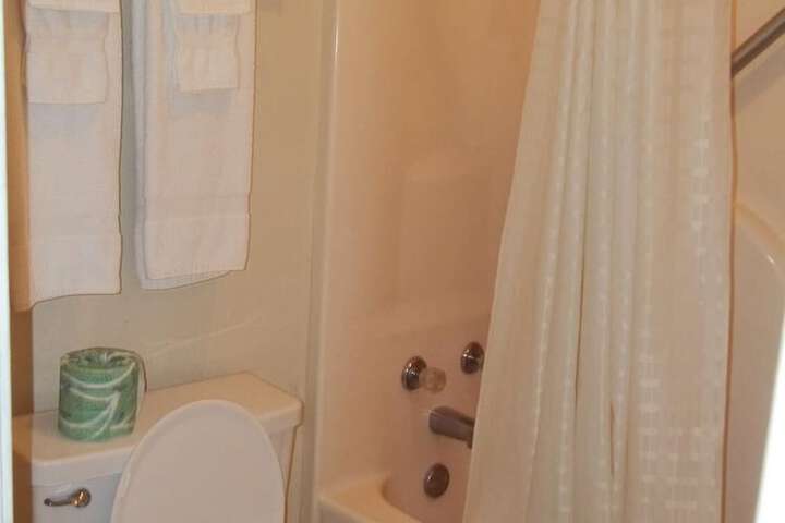 Room 15 of 20