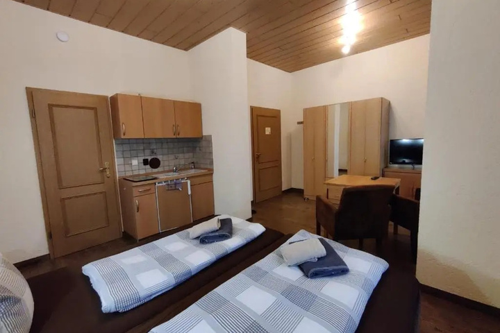 Room 2 of 13