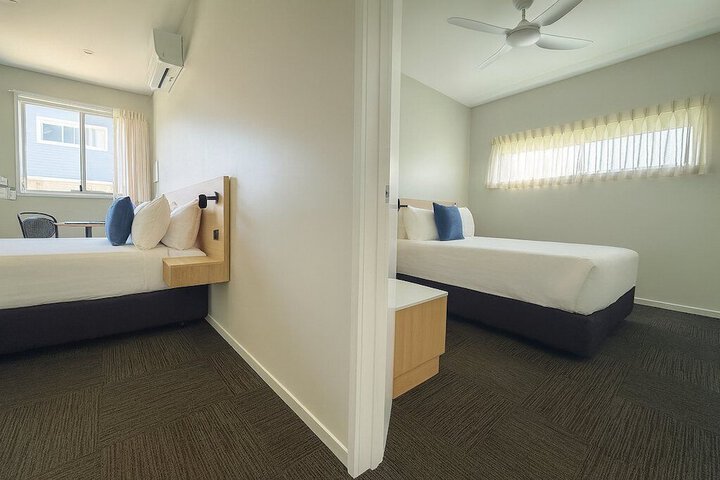 Room 15 of 120