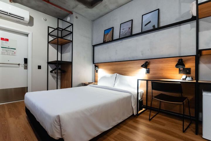 Room 35 of 96
