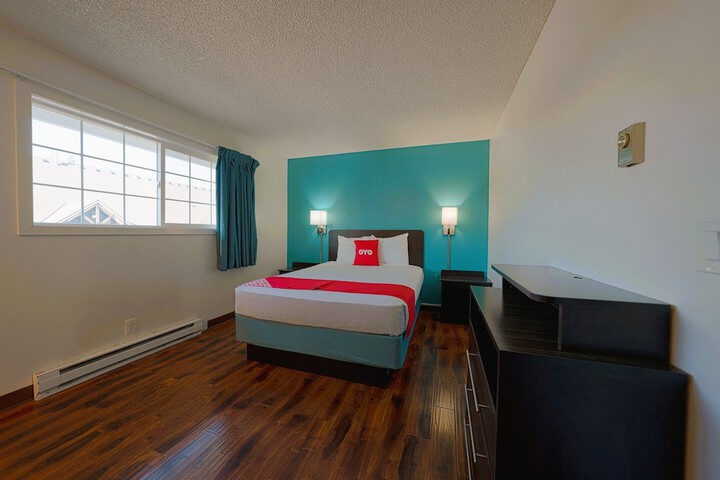 Room 16 of 108