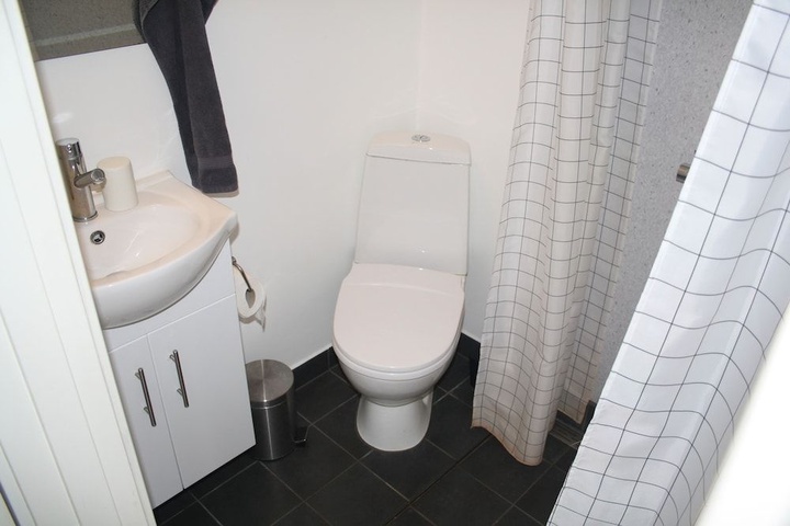 Room 7 of 19