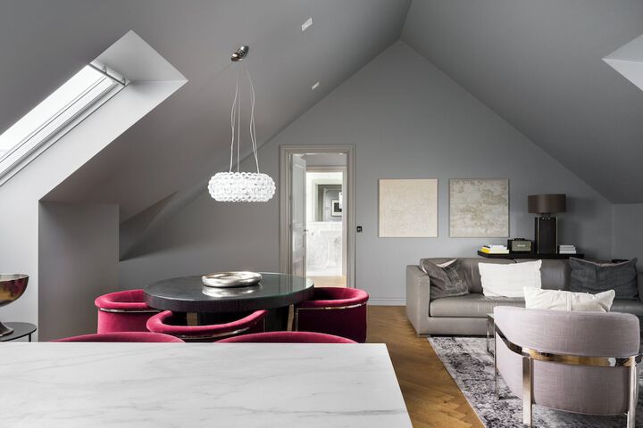 Room 43 of 69