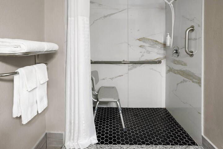 Clean Restrooms