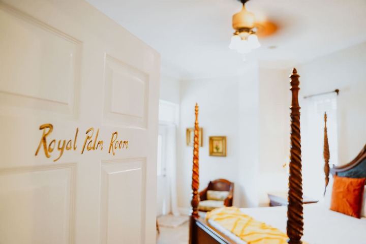 Room 21 of 64