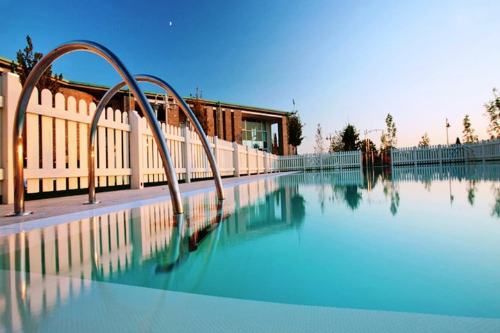 Pool 9 of 34