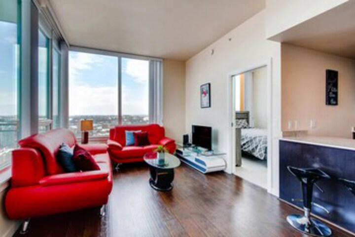 Image of 3 Bedroom 2 Bathroom Stunner