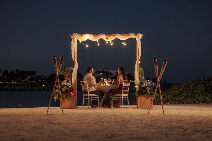 Dining 77 of 93
