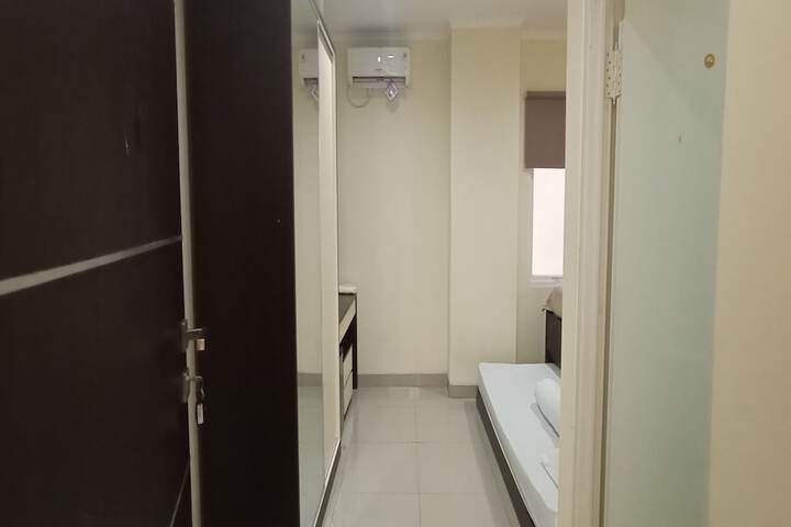Room 3 of 13