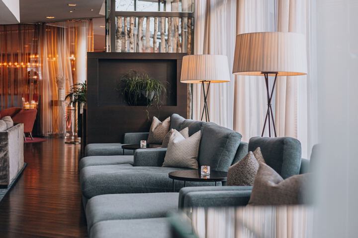 Guest Lobby