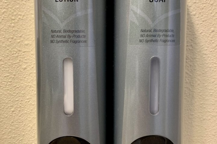 Bathroom amenities