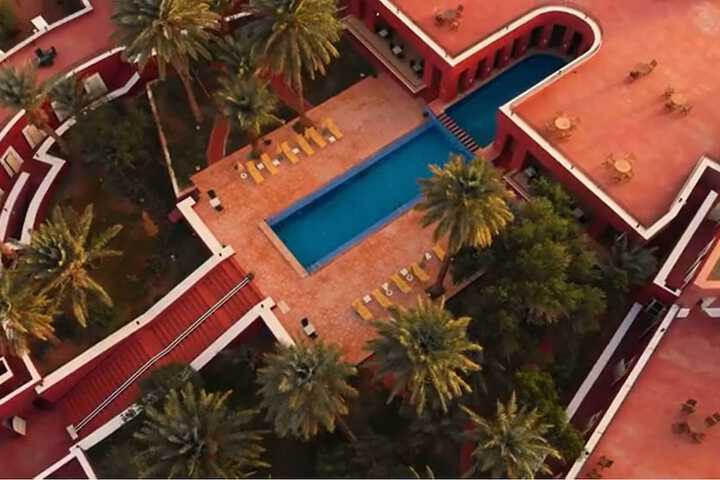 Hotel 32 of 32
