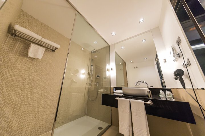 Bath Photo