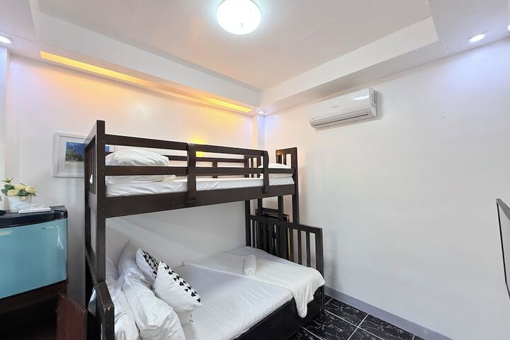 Room 20 of 108
