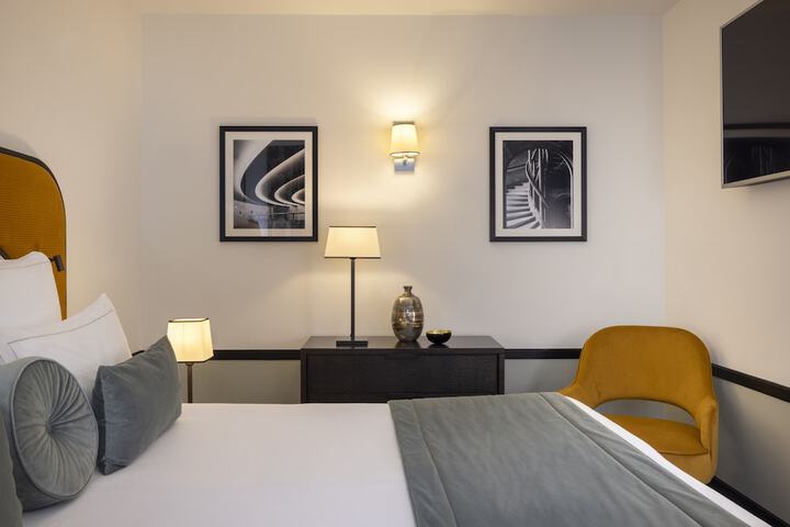 Room 31 of 86