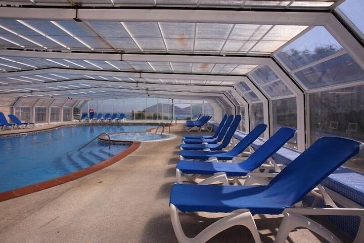Pools & Facilities