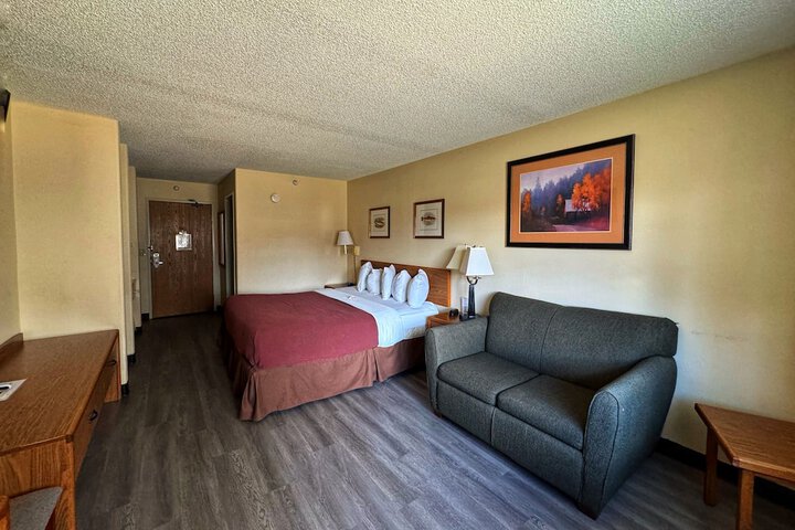 Room 22 of 68