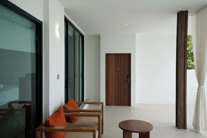 Room 29 of 66