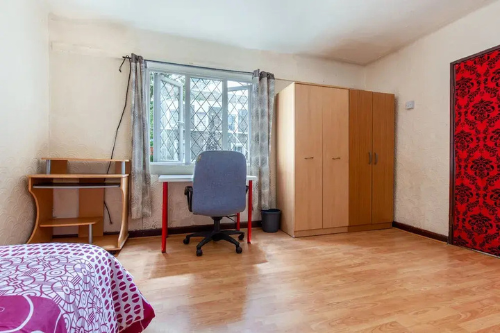 Room 3 of 14