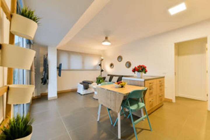 Room 19 of 27