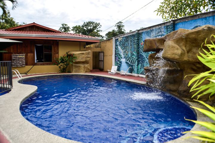 Hotel Pool