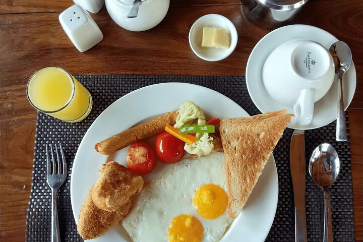 Breakfast/Coffee Service 28 of 33
