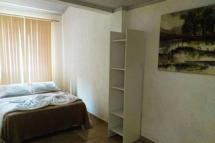 Room 5 of 31