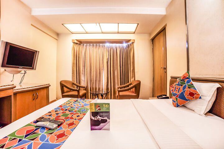 Room 10 of 21