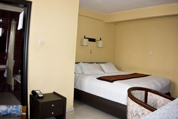 Room 20 of 54