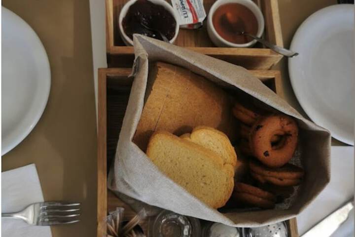 Breakfast/Coffee Service 14 of 21