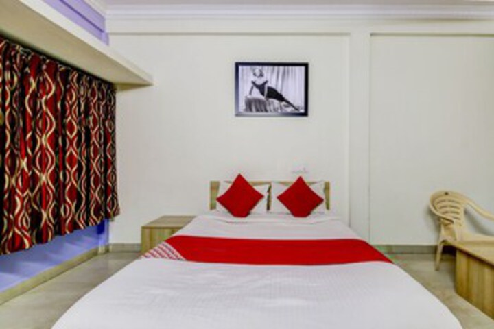 Room 34 of 41