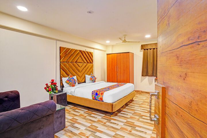 Room 20 of 29