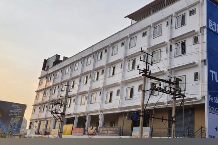 Hotel 6 of 7