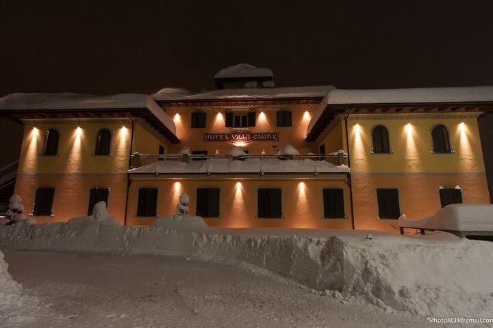 Hotel 52 of 70