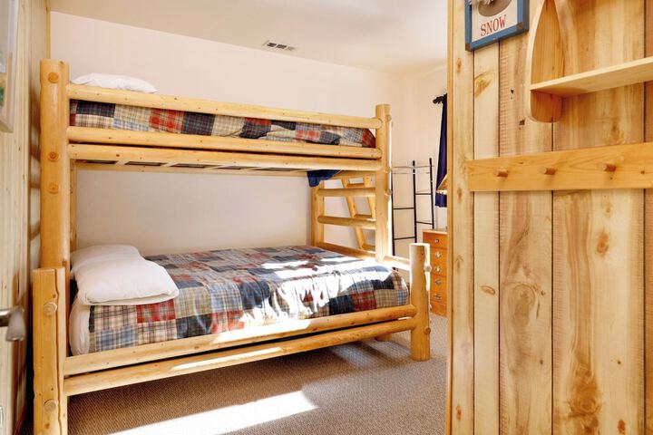 Room 3 of 18