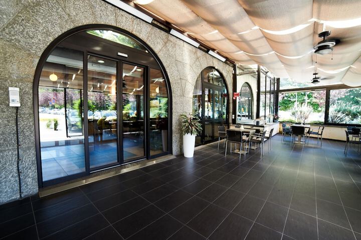 Terrace/Patio 31 of 34