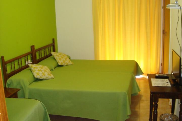 Room 17 of 41